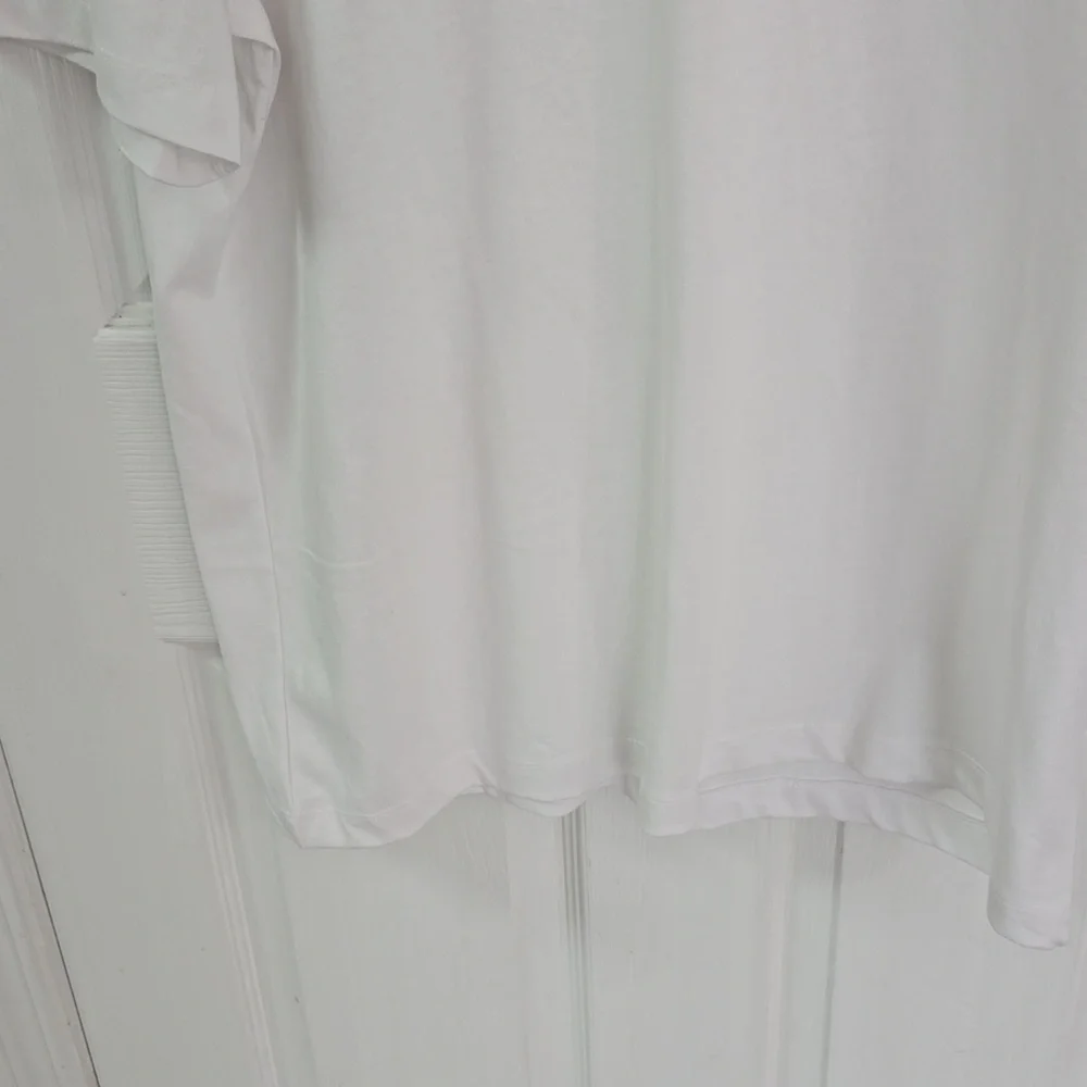 NWT True Religion Men's Emboidered Patch Logo Short Sleeve Tshirt White SZ Large